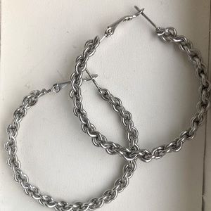 Chain link silver hoop earrings